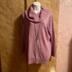 Woman new no tag light purple sweater cowl neck size L very soft thin